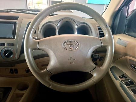 2007-Toyota-Fortuner-40-V6-Auto-4x4_13