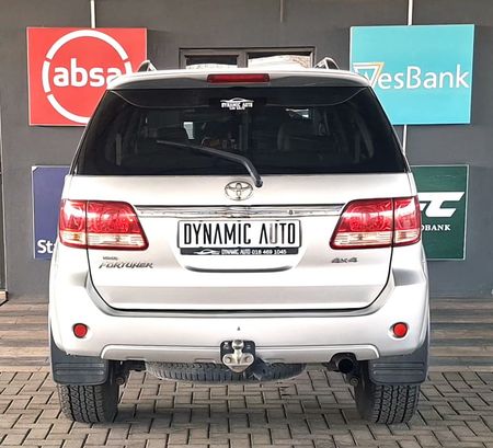 2007-Toyota-Fortuner-40-V6-Auto-4x4_5