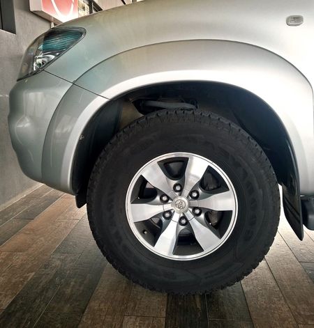 2007-Toyota-Fortuner-40-V6-Auto-4x4_8