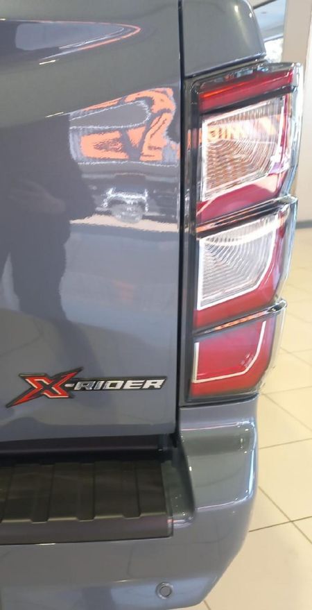 2026-Isuzu-D-Max-19-DDI-HR-X-Rider-Auto-Double-Cab_10