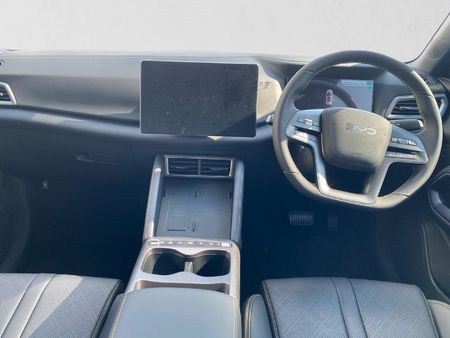 2026-BYD-Atto2-15-DMI-DynamicAf-20-Phev_17