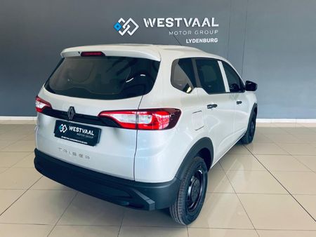 2026-Renault-Triber-10-Evolution_19
