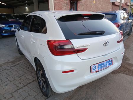 2022-Toyota-Starlet-15-XS-Auto-Petrol_10