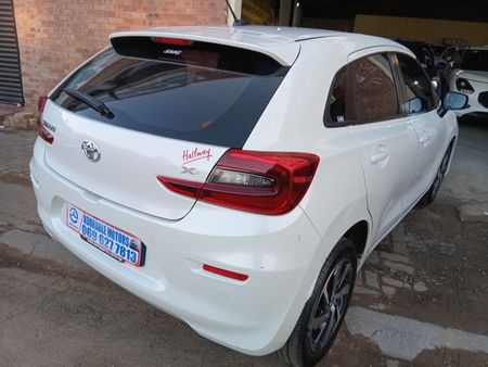 2022-Toyota-Starlet-15-XS-Auto-Petrol_11