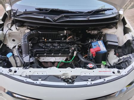 2022-Toyota-Starlet-15-XS-Auto-Petrol_12