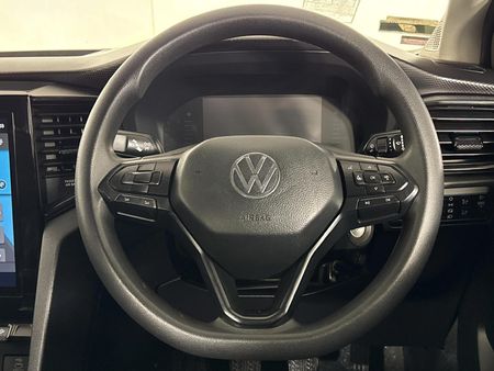 2023-Volkswagen-Amarok-20-TDI-110kW-LR-Double-Cab_11