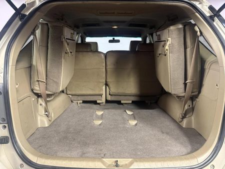 2013-Toyota-Fortuner-25-D-4D-Raised-Body-Auto_13