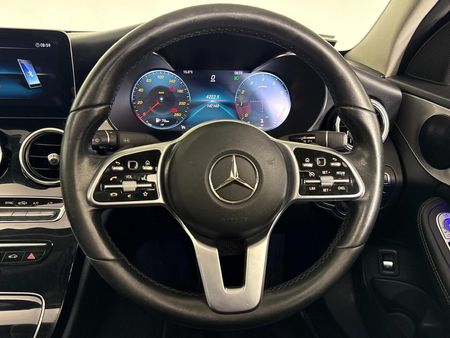 2019-Mercedes-Benz-C-Class-C-200-Auto_10