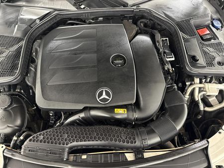 2019-Mercedes-Benz-C-Class-C-200-Auto_12