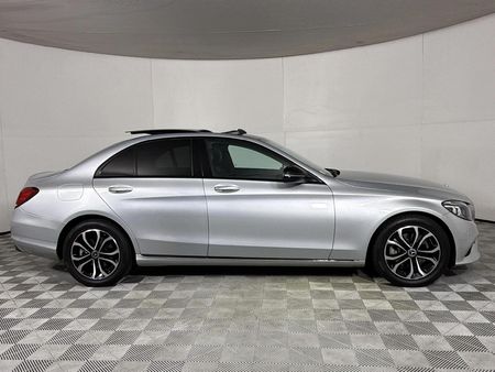 2019-Mercedes-Benz-C-Class-C-200-Auto_15