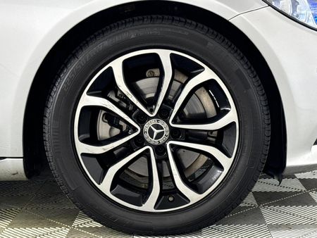 2019-Mercedes-Benz-C-Class-C-200-Auto_5