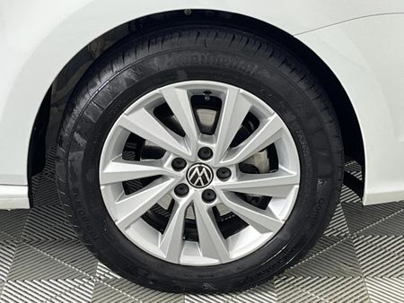 2025-Volkswagen-Polo-Vivo-14-Life_3