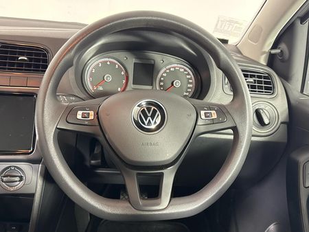 2025-Volkswagen-Polo-Vivo-16-Life_12