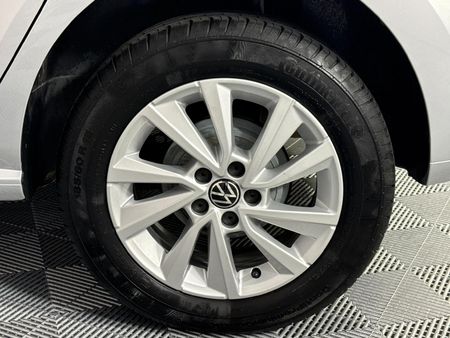 2025-Volkswagen-Polo-Vivo-16-Life_6