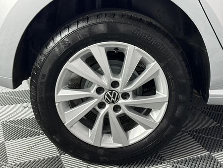 2025-Volkswagen-Polo-Vivo-16-Life_7