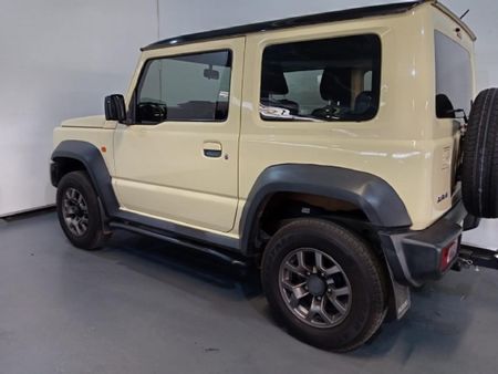2021-Suzuki-Jimny-15-GLX-Auto_9