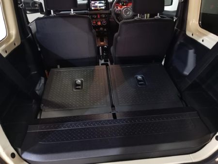 2021-Suzuki-Jimny-15-GLX-Auto_16