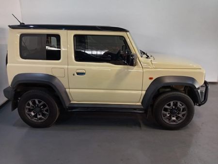 2021-Suzuki-Jimny-15-GLX-Auto_5