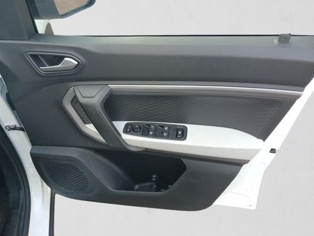 2026-Renault-Kiger-10-Techno_12