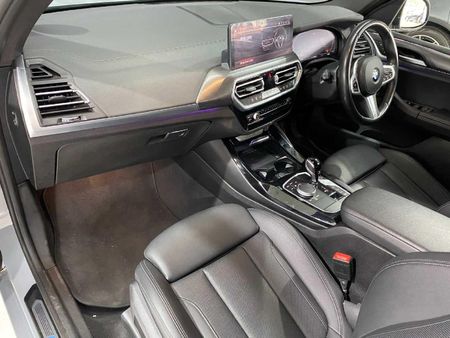 2025-BMW-X3-xDrive20d-M-Sport_8