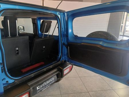 2022-Suzuki-Jimny-15-GL-Auto_17