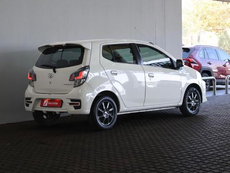 2021-Toyota-Agya-10_12