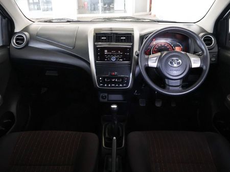 2021-Toyota-Agya-10_18