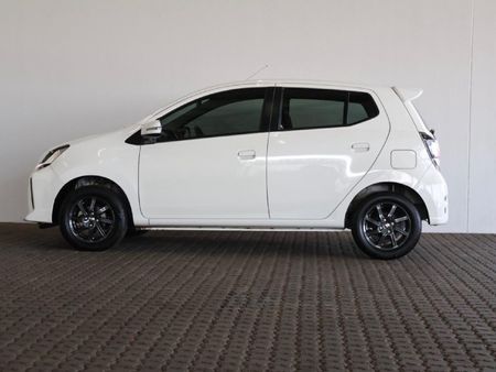 2021-Toyota-Agya-10_7