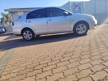 2015-Volkswagen-Polo-Vivo-GP-16-Comfortline_2