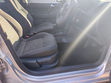 2015-Volkswagen-Polo-Vivo-GP-16-Comfortline_7