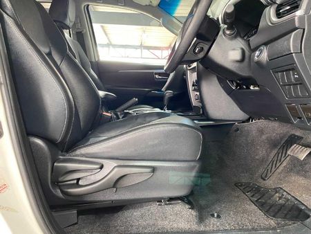 2025-Toyota-Fortuner-24-GD-6-4x4-Auto_11