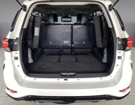 2025-Toyota-Fortuner-24-GD-6-4x4-Auto_18