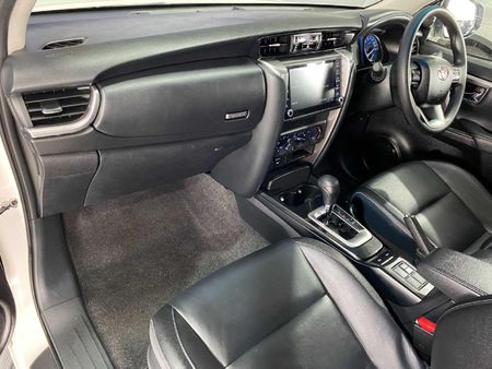 2025-Toyota-Fortuner-24-GD-6-4x4-Auto_6