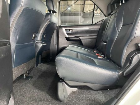 2025-Toyota-Fortuner-24-GD-6-4x4-Auto_8
