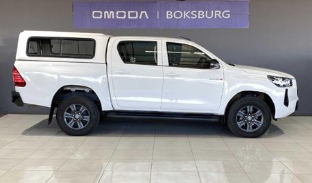 2025-Toyota-Hilux-24-GD-6-Raider-4x4-Auto-Double-Cab_3