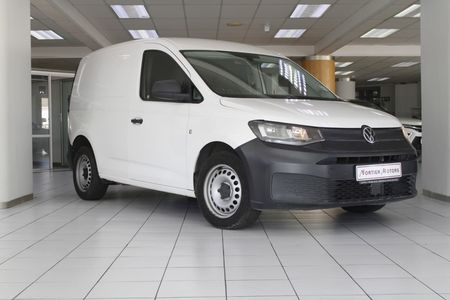 2022-Volkswagen-Caddy-Cargo-20-TDI-81kw-Panel-Van_0