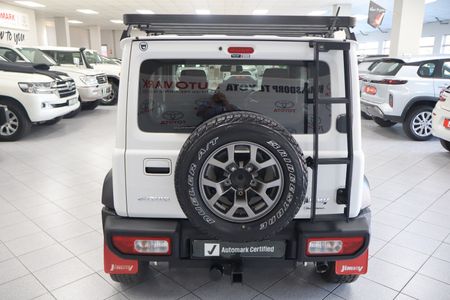 2021-Suzuki-Jimny-15-GLX_5