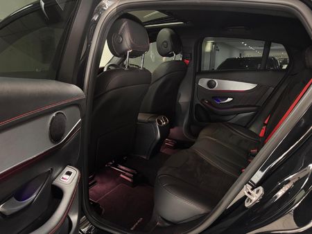 2023-Mercedes-Benz-GLC-300d-Coupe-4Matic-AMG-Line_15