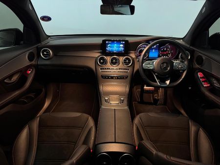 2023-Mercedes-Benz-GLC-300d-Coupe-4Matic-AMG-Line_17