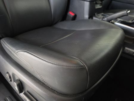 2023-Toyota-Land-Cruiser-Prado-28-GD-VX-L-Auto_9