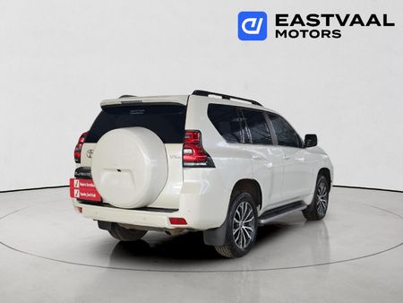 2023-Toyota-Land-Cruiser-Prado-28-GD-VX-L-Auto_6