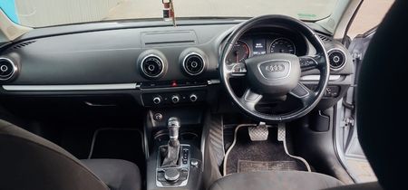 2015-Audi-A3-16-TDI-S-STRONIC_9