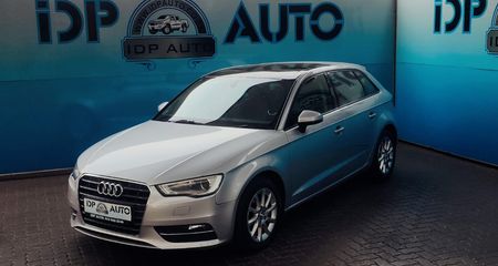 2015-Audi-A3-16-TDI-S-STRONIC_14