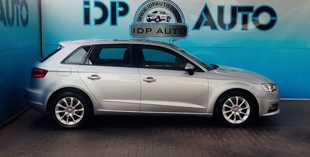 2015-Audi-A3-16-TDI-S-STRONIC_4