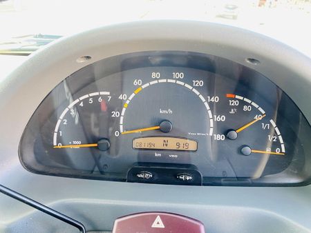 2019-Suzuki-Jimny-15-GLX-Auto_31