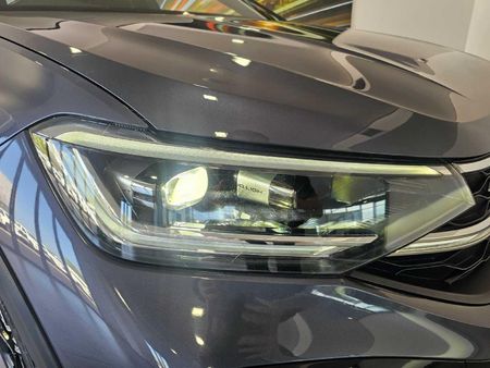2025-Volkswagen-Taigo-10-TSI-R-Line-Auto_7