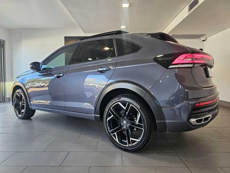 2025-Volkswagen-Taigo-10-TSI-R-Line-Auto_8