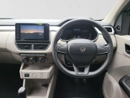 2026-Renault-Triber-10-Evolution_17