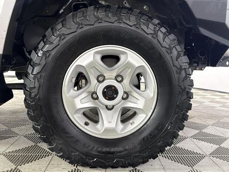 2022-Toyota-Land-Cruiser-79-40-Single-Cab_3