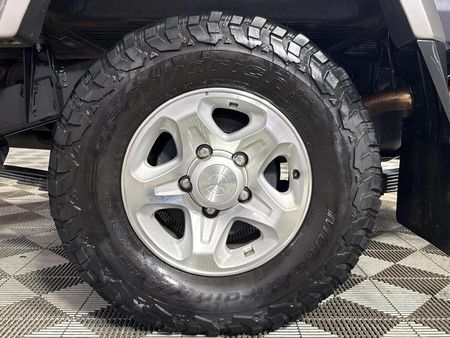 2022-Toyota-Land-Cruiser-79-40-Single-Cab_5